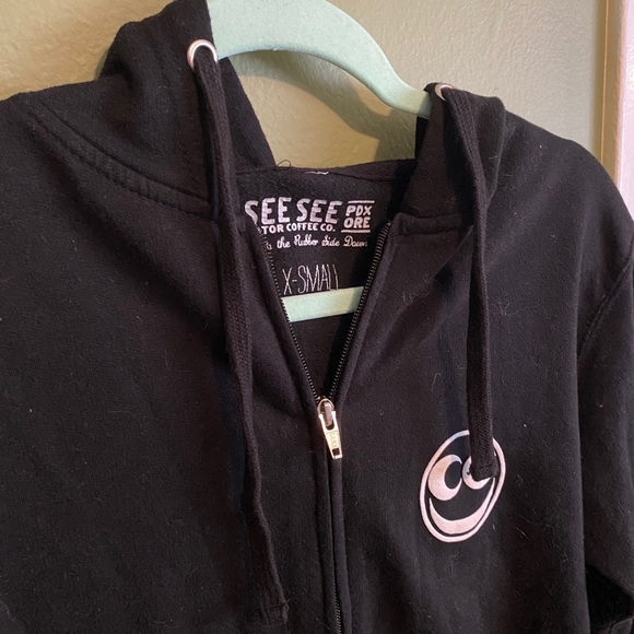 Sweater - Picture 4 of 4